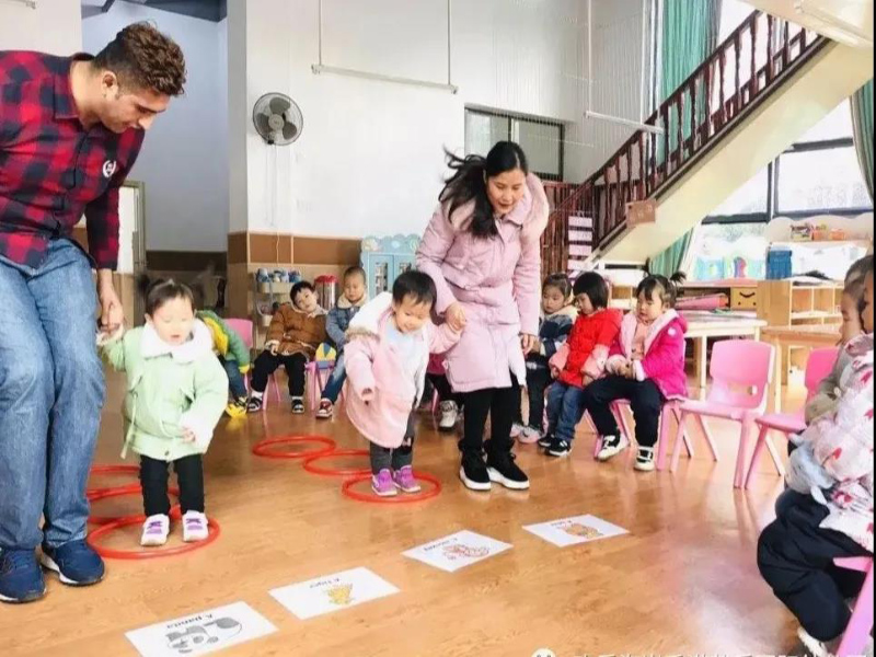 歡樂海岸艾樂幼兒園師生風(fēng)采