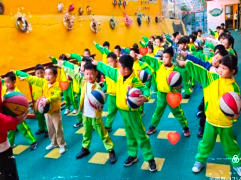 郴州市北湖區(qū)金橋幼兒園師生風(fēng)采