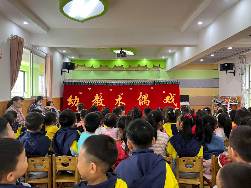 北湖區(qū)華嬰愛蕊幼兒園師生風(fēng)采