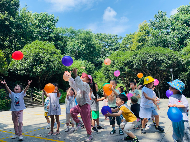 郴州市北湖區(qū)意蒙幼兒園師生風采