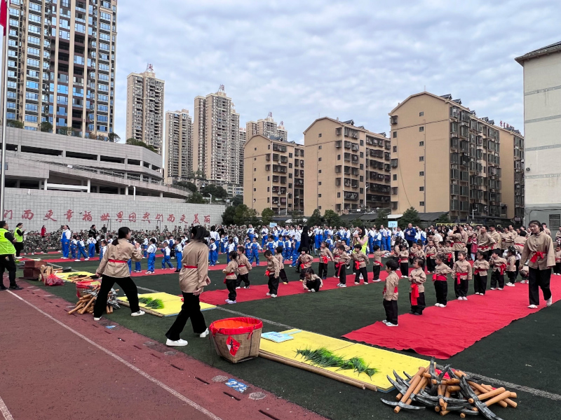 蘇仙區(qū)愛蓮湖畔幼兒園師生風(fēng)采